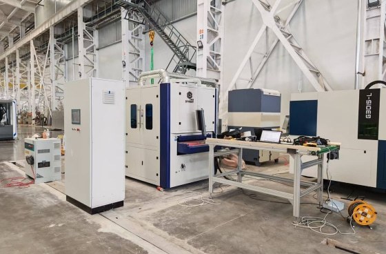 去毛刺机设备加工检测台